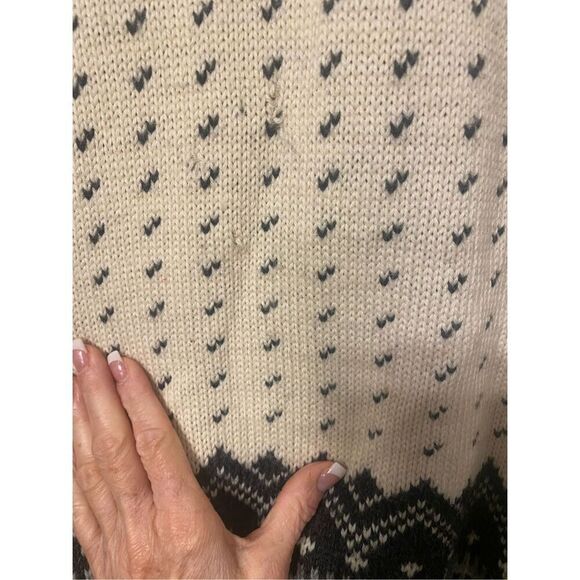 Voss Knit Men’s Pullover Sweater 100% Pure Virgin Wool Made in Norway Slight Fla - Picture 15 of 16